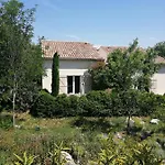 De Molines Wakacyjny dom do wynajęcia we Francji  Vogue