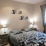 De Molines Wakacyjny dom do wynajęcia we Francji  *